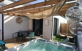 Auxptitsbonheurs SPA