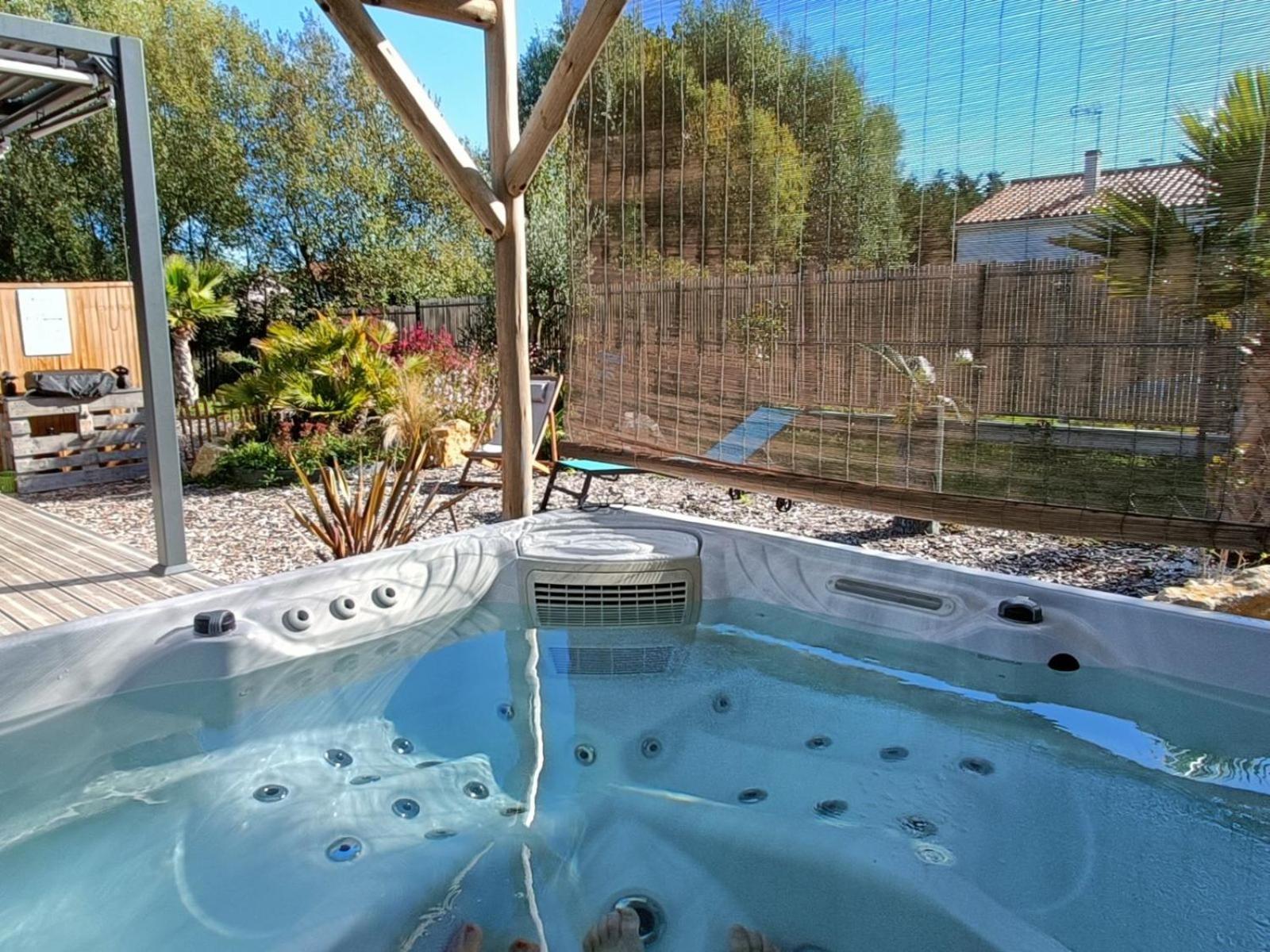 Auxptitsbonheurs SPA Saint-Jean-de-Monts Extérieur photo