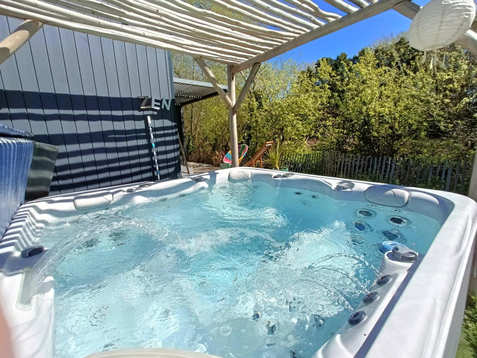 Auxptitsbonheurs SPA Saint-Jean-de-Monts Extérieur photo