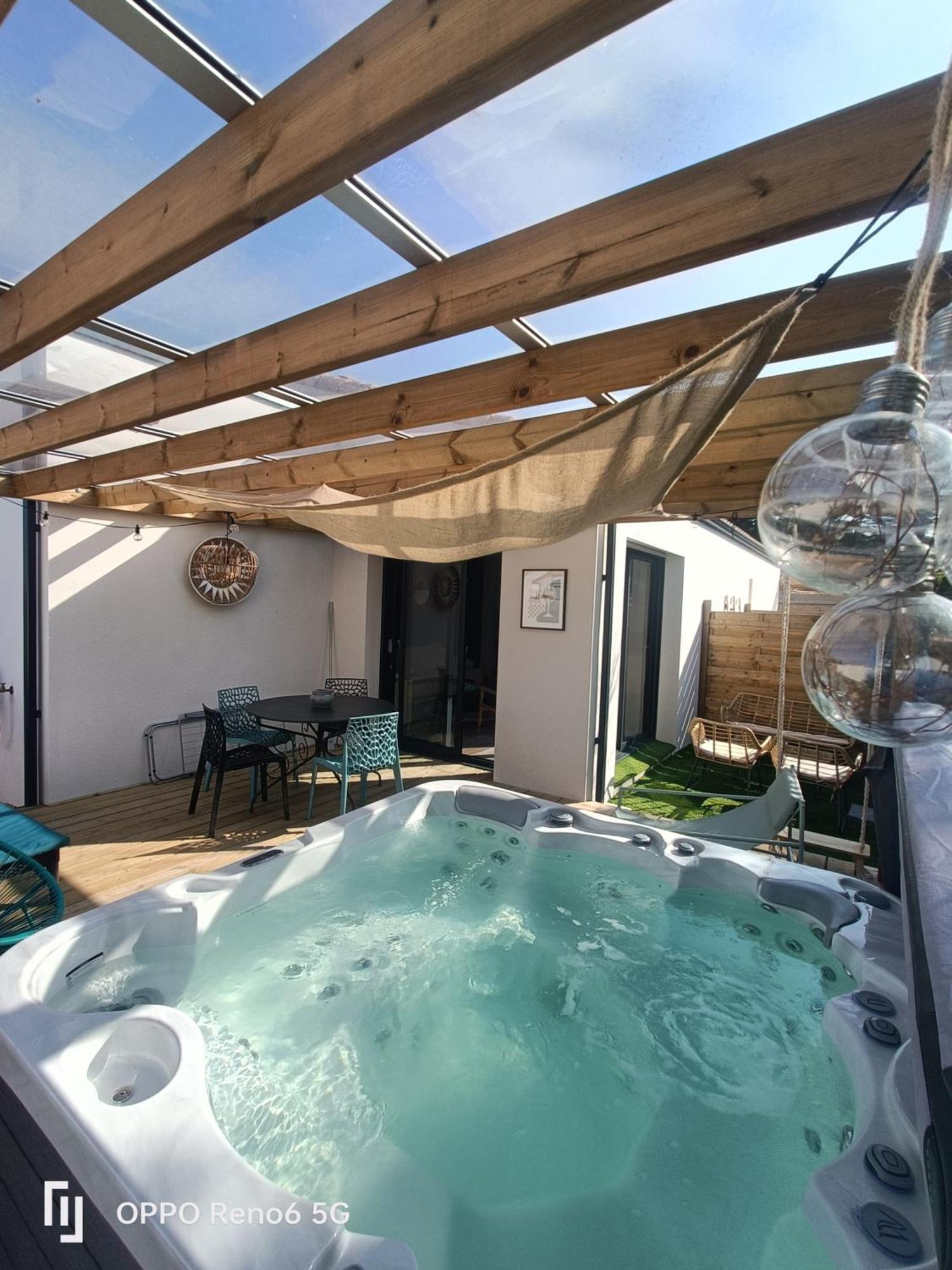 Auxptitsbonheurs SPA Saint-Jean-de-Monts Extérieur photo